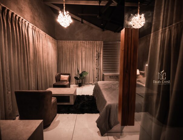 Noah Crest Ad Photos (11)