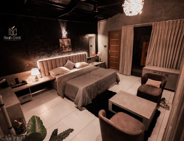 Noah Crest Ad Photos (13)